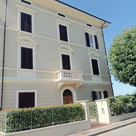 Apartamento Il Pettirosso Monsummano Terme Exterior foto